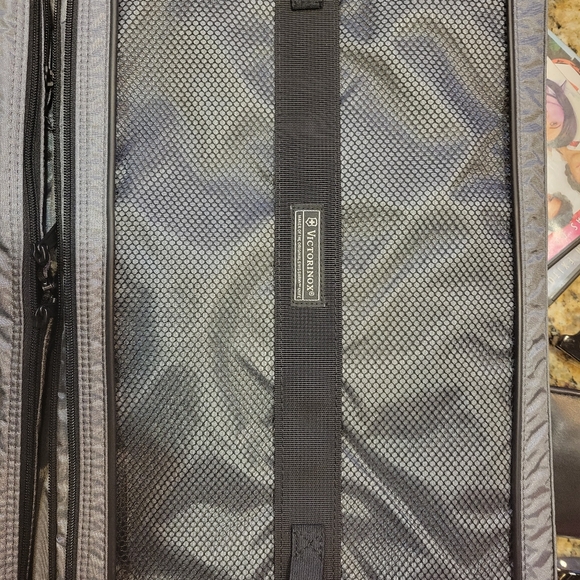 Victorinox Bags Swiss Army Gear Victorinox Nxt Suitcase Suiter